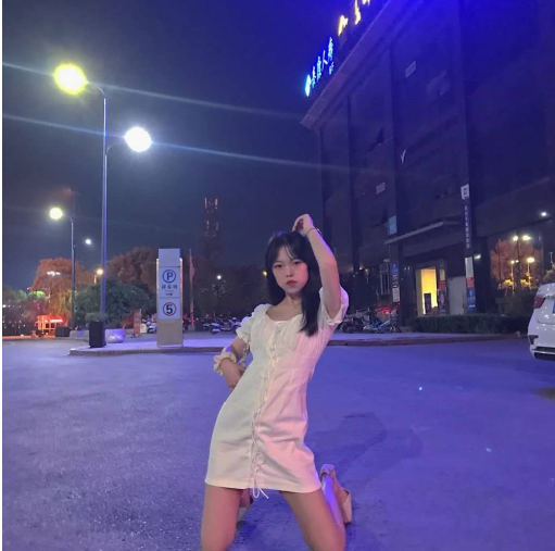 性感大长腿小姐姐