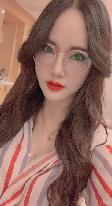 推荐一个大长腿粉嫩妹妹，爽爆天了  0 回复  3623 查看   打印 上一主题 下一主题