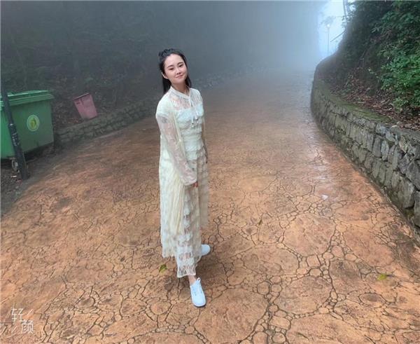 重庆万盛快活―98年水嫩妹妹服务超好，附妹子生活照