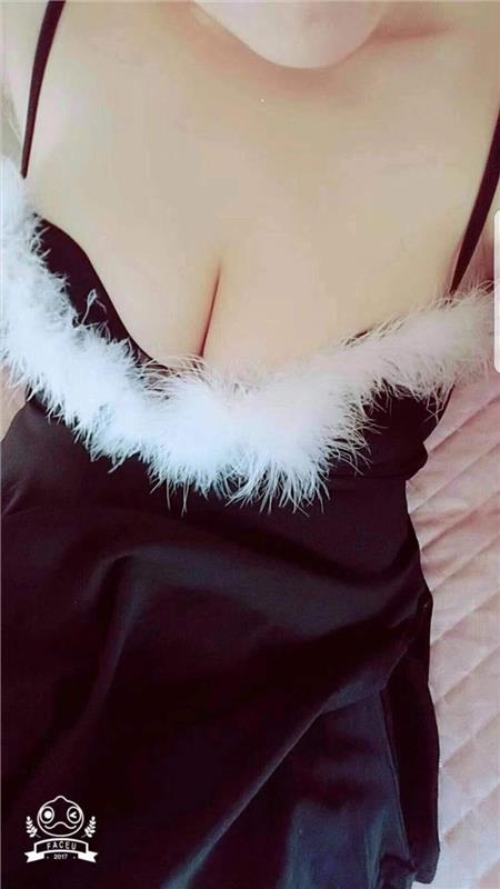 Sao妹子，水贼多，泻火神器，射一脸，还舔干净了